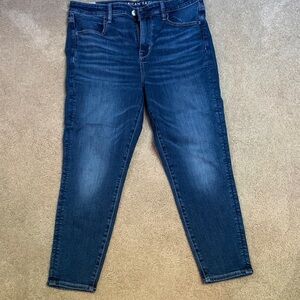 American Eagle Outfitters Women's Dark Blue Skinny Jeans